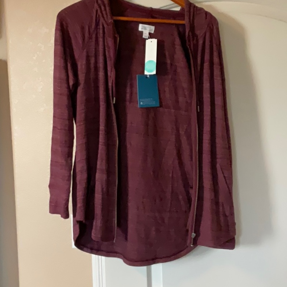 Market & Spruce magenta sweatshirt, medium